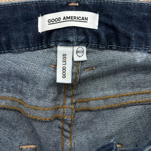 🆕 GOOD AMERICAN Good Legs Skinny Jeans - Picture 9 of 16